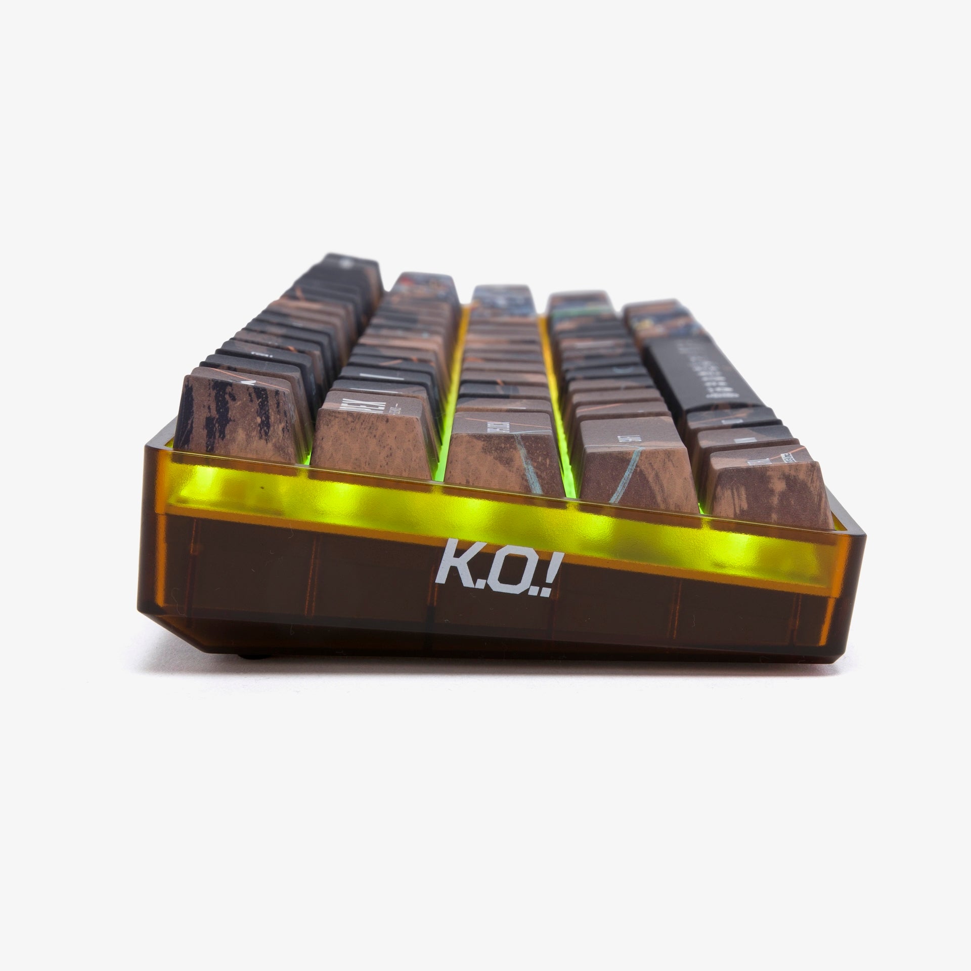 Apex Legends™ | Higround Performance Basecamp 65HE Keyboard - Pathfind