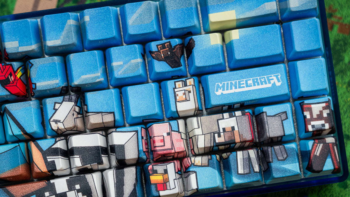 Minecraft Keybored Higround x Minecraft Collection Lookbook